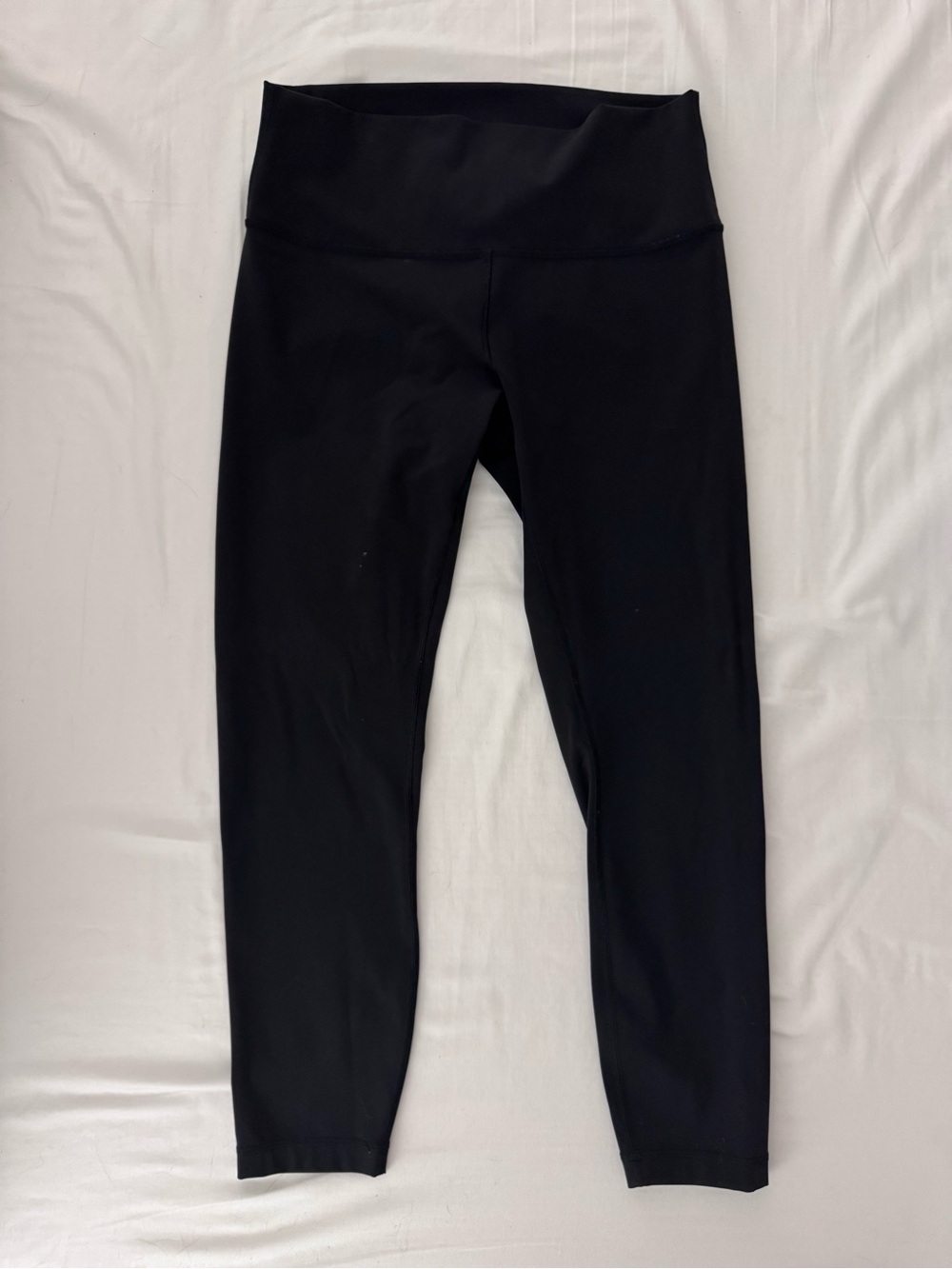 lululemon athletica black Wunder Under high rise tights - size 10